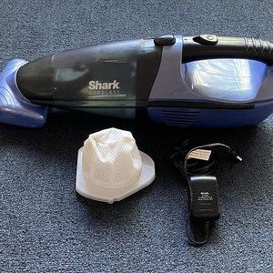 Shark Cordless Pet Perfect Handheld Vacuum